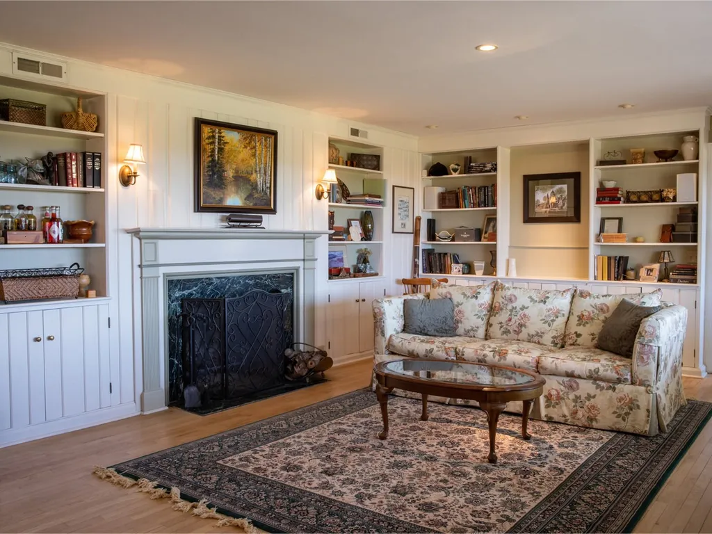 1275 Spear Street South Burlington VT 05403