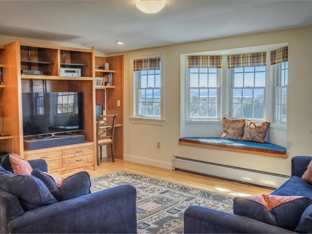 1275 Spear Street South Burlington VT 05403