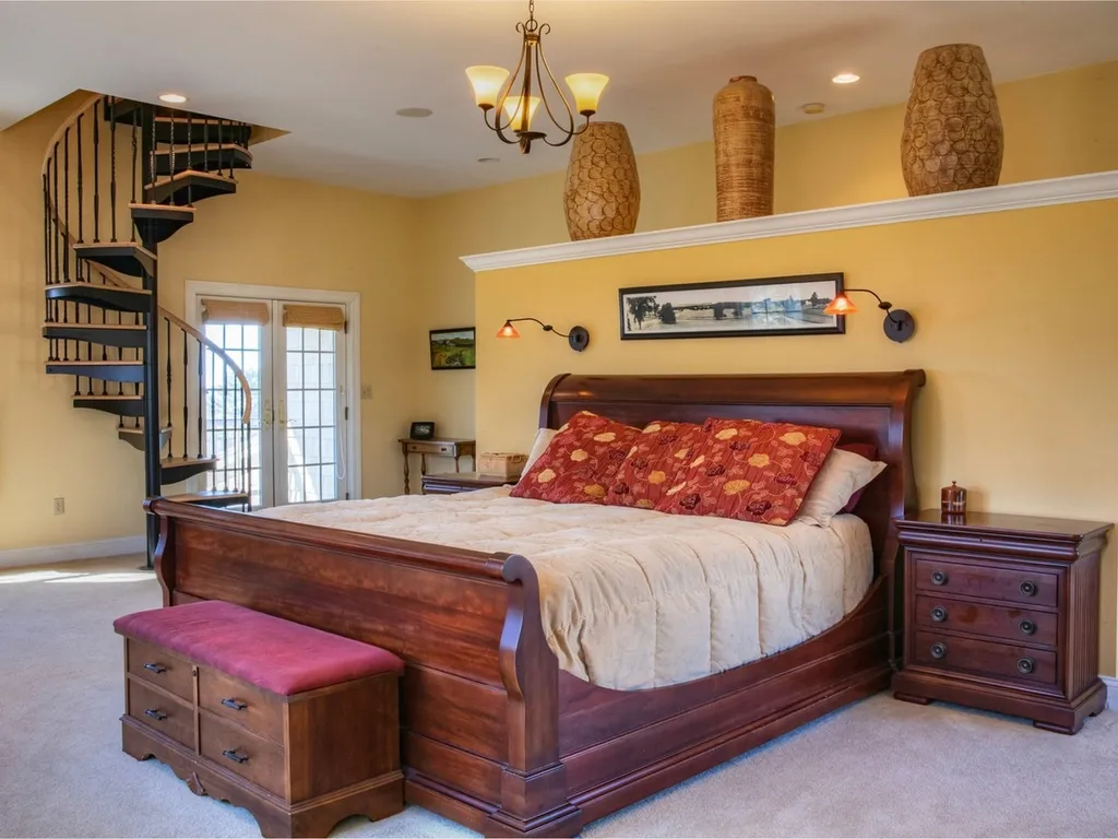 1275 Spear Street South Burlington VT 05403