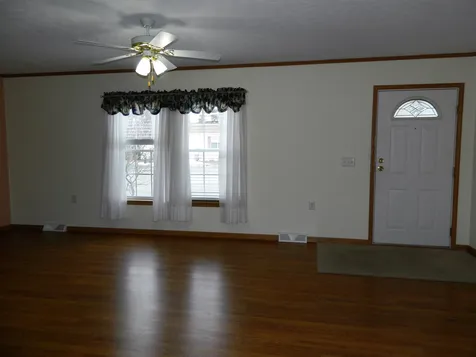1 Fox Hill Circle Tilton NH 03276