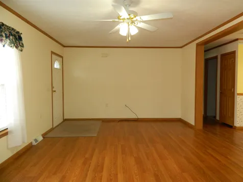 1 Fox Hill Circle Tilton NH 03276