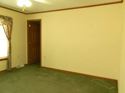 1 Fox Hill Circle Tilton NH 03276
