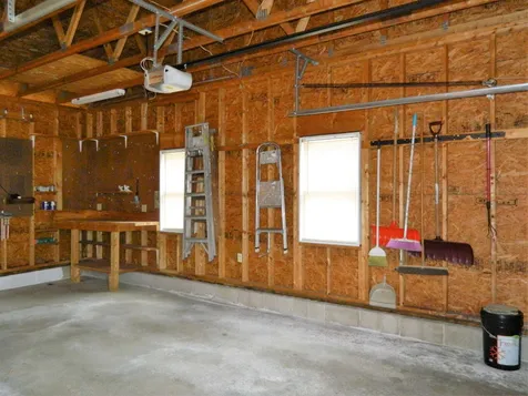 1 Fox Hill Circle Tilton NH 03276