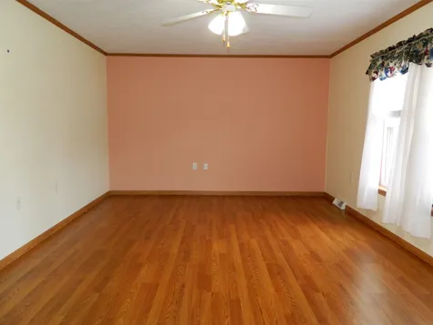 1 Fox Hill Circle Tilton NH 03276
