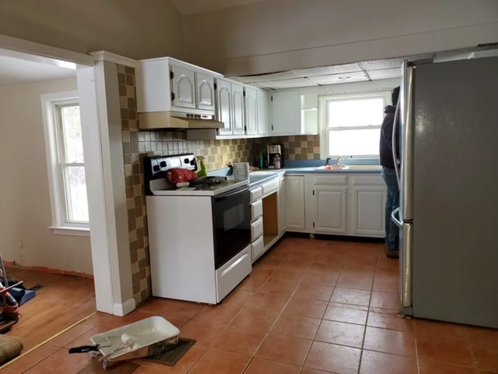 29 Swan Avenue Bedford NH 03110
