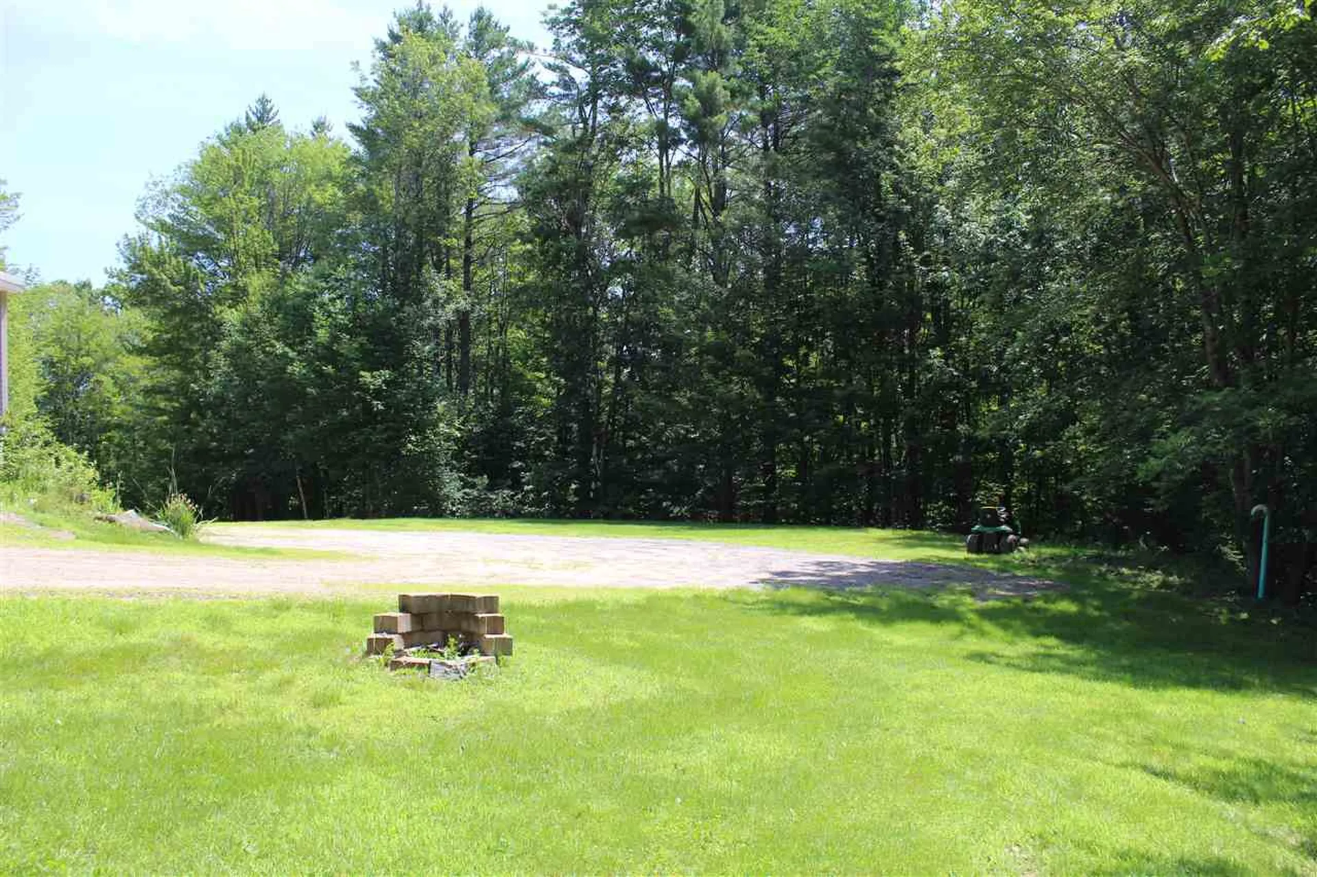 35 Perkins Hill Road Alexandria NH 03222