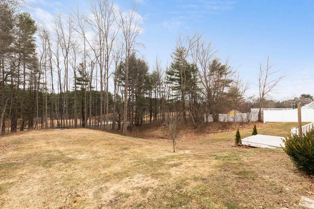 7 Toftree Lane Dover NH 03820