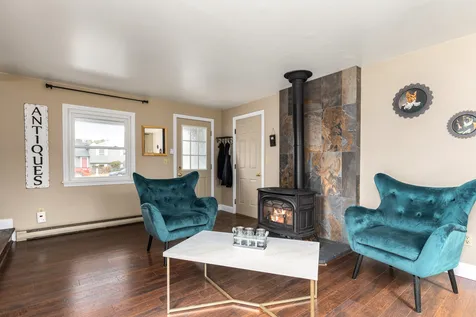 7 Toftree Lane Dover NH 03820