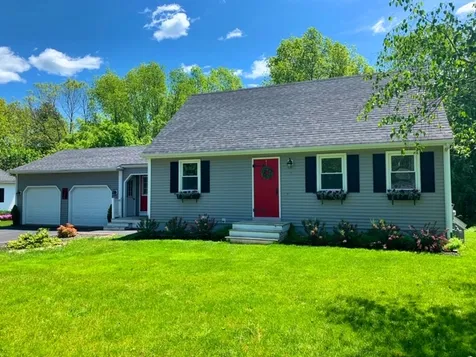 7 Toftree Lane Dover NH 03820