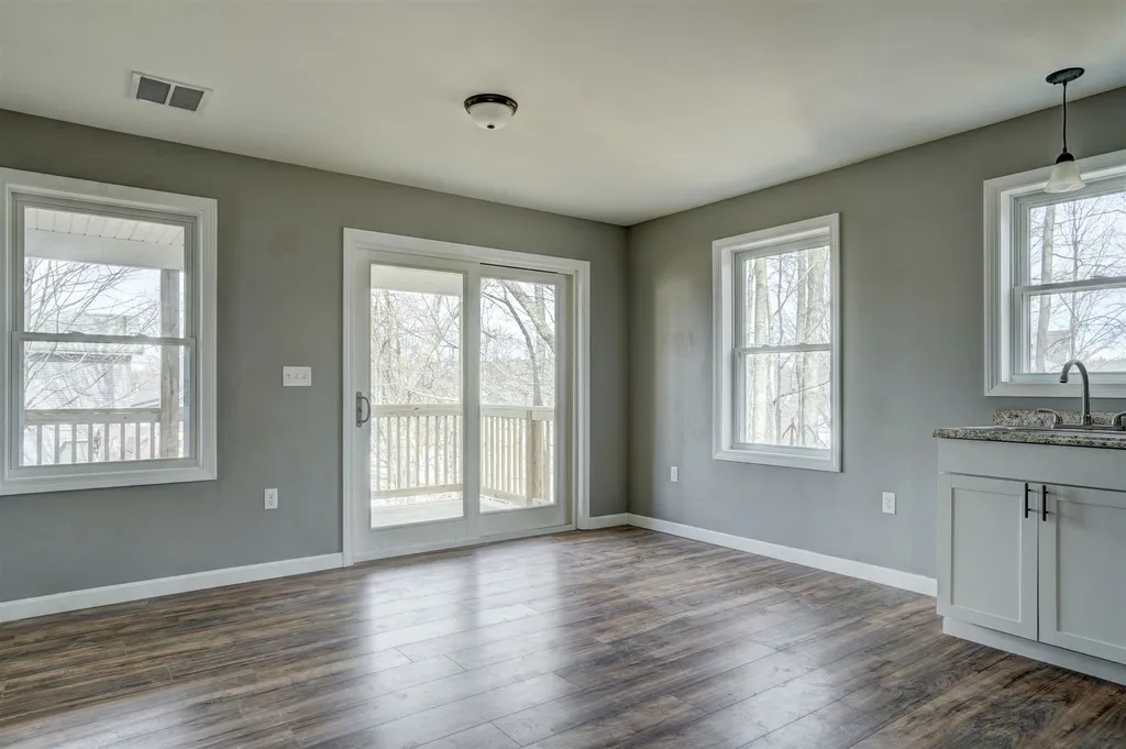 284 Main Street Somersworth NH 03878
