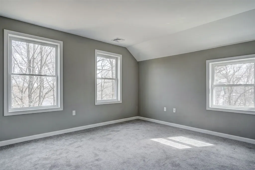284 Main Street Somersworth NH 03878