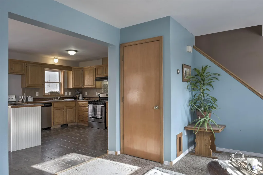 648 Tigola Trail Stoddard NH 03464