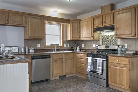 648 Tigola Trail Stoddard NH 03464