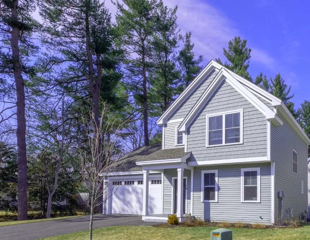 19 Adelaide Avenue Nashua NH 03064