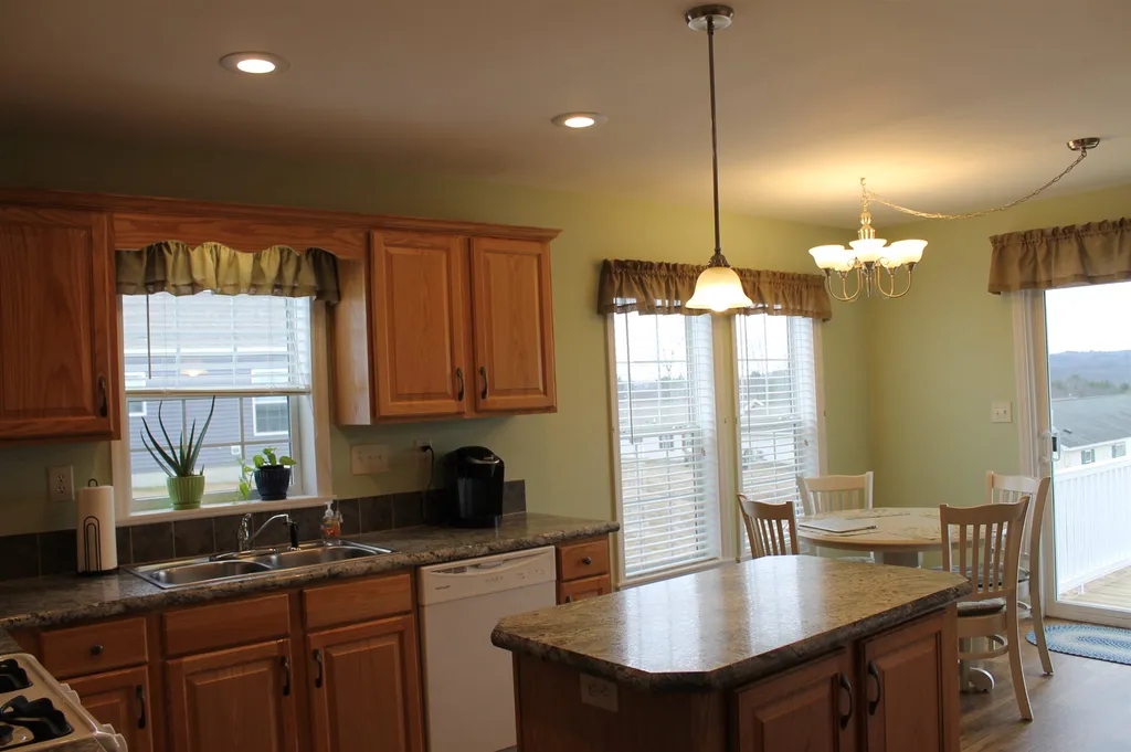 17 Dynamic View Drive Franklin NH 03235