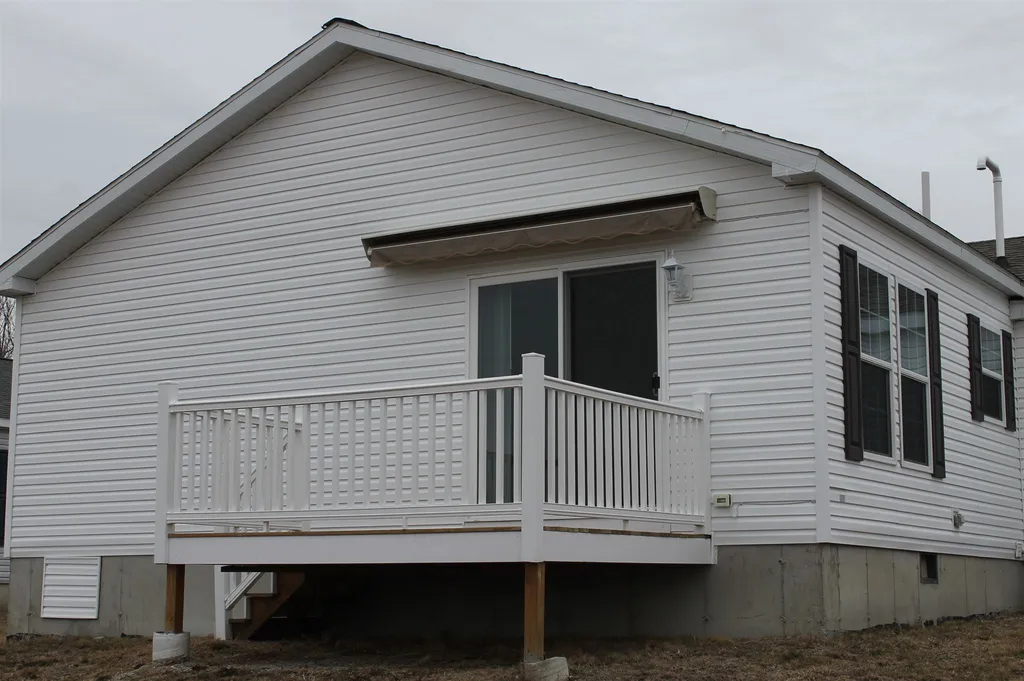 17 Dynamic View Drive Franklin NH 03235