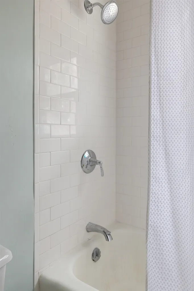 15 Woodbine Street South Burlington VT 05403