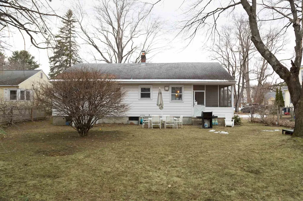 15 Woodbine Street South Burlington VT 05403