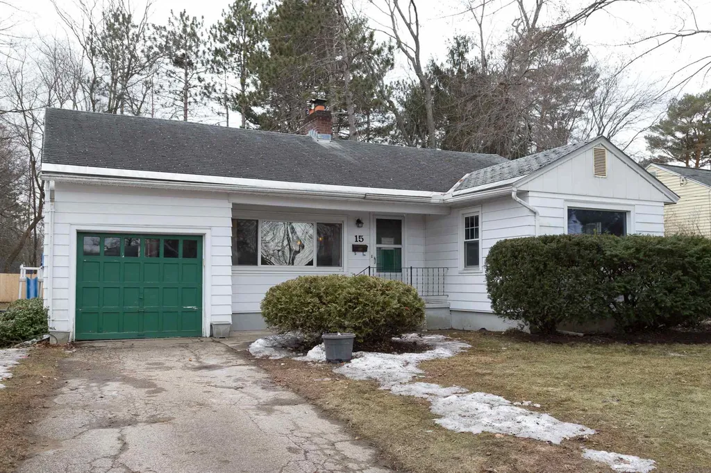 15 Woodbine Street South Burlington VT 05403