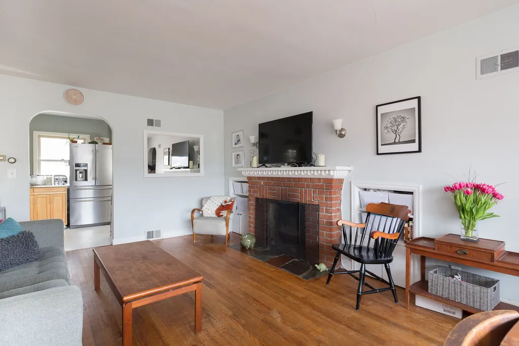 15 Woodbine Street South Burlington VT 05403