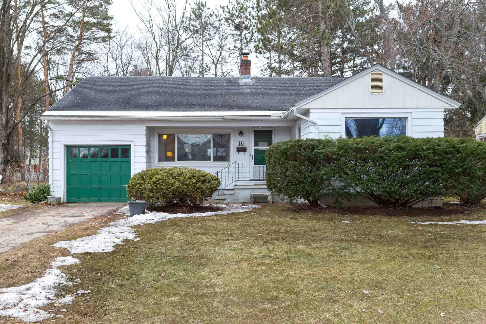 15 Woodbine Street South Burlington VT 05403