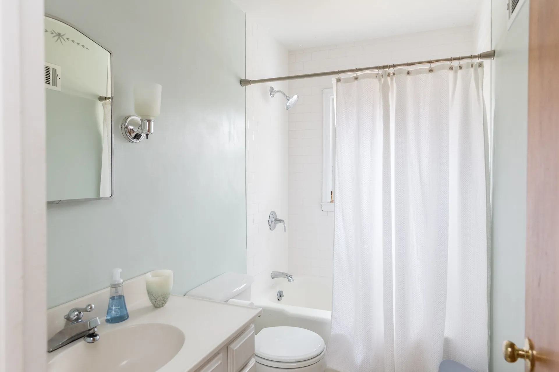 15 Woodbine Street South Burlington VT 05403
