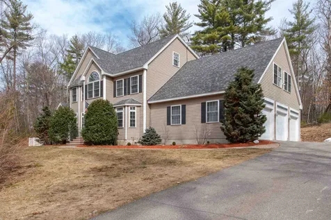 103 Calef Island Road Barrington NH 03825