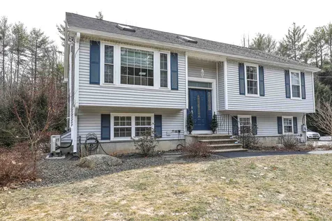 156 Raymond Road Deerfield NH 03037