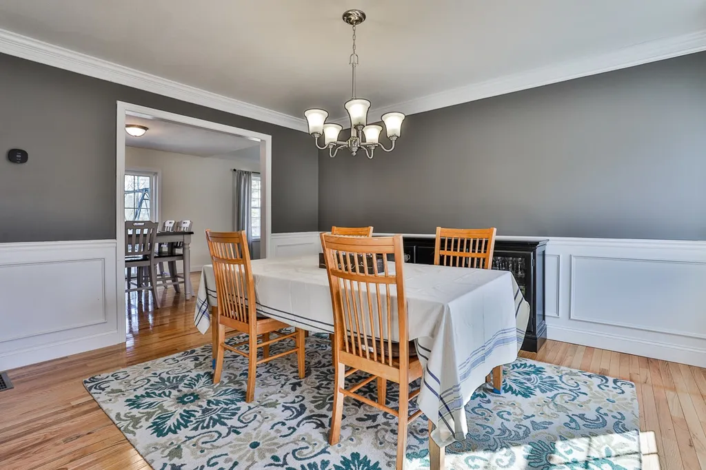 391 Chester Road Auburn NH 03032