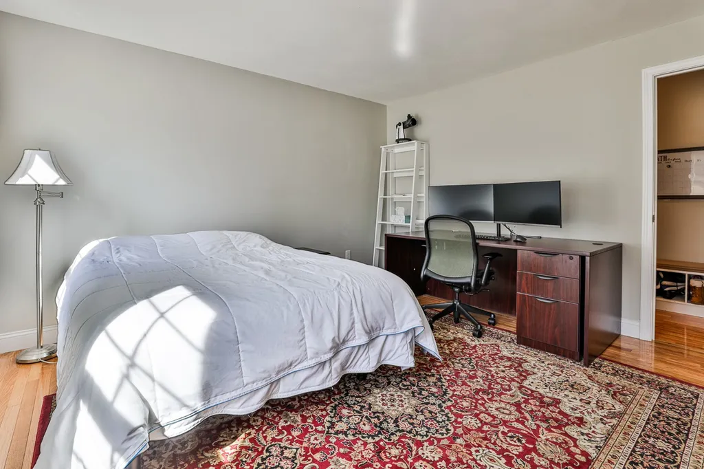 391 Chester Road Auburn NH 03032