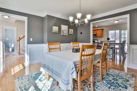 391 Chester Road Auburn NH 03032