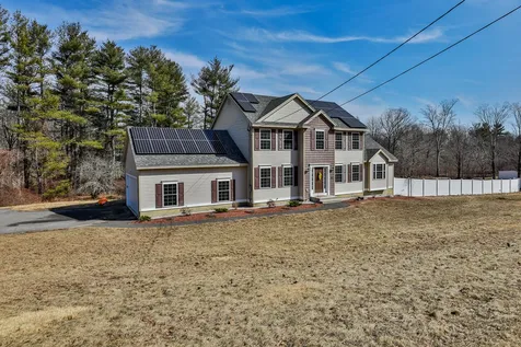 391 Chester Road Auburn NH 03032