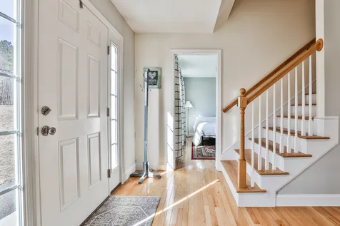 391 Chester Road Auburn NH 03032