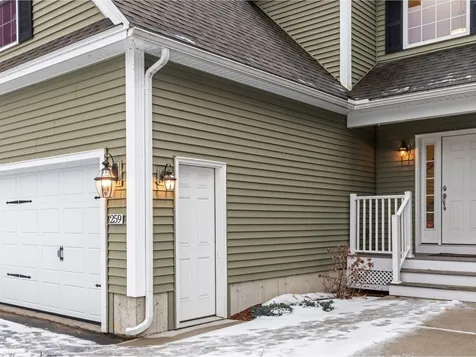 259 Fox Run Colchester VT 05446