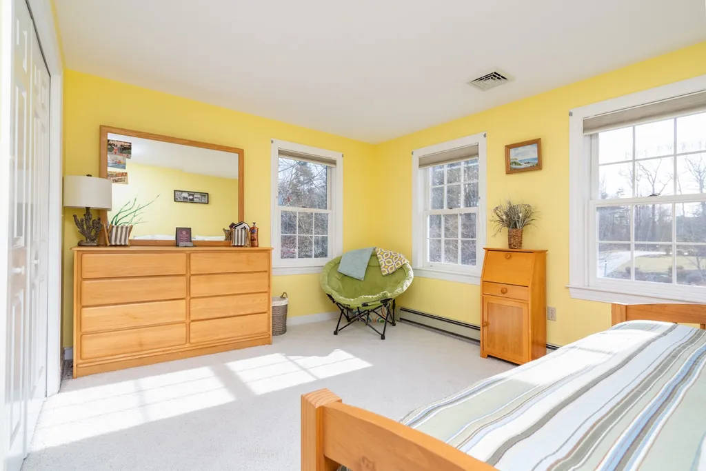 25 Nantucket Place Greenland NH 03840
