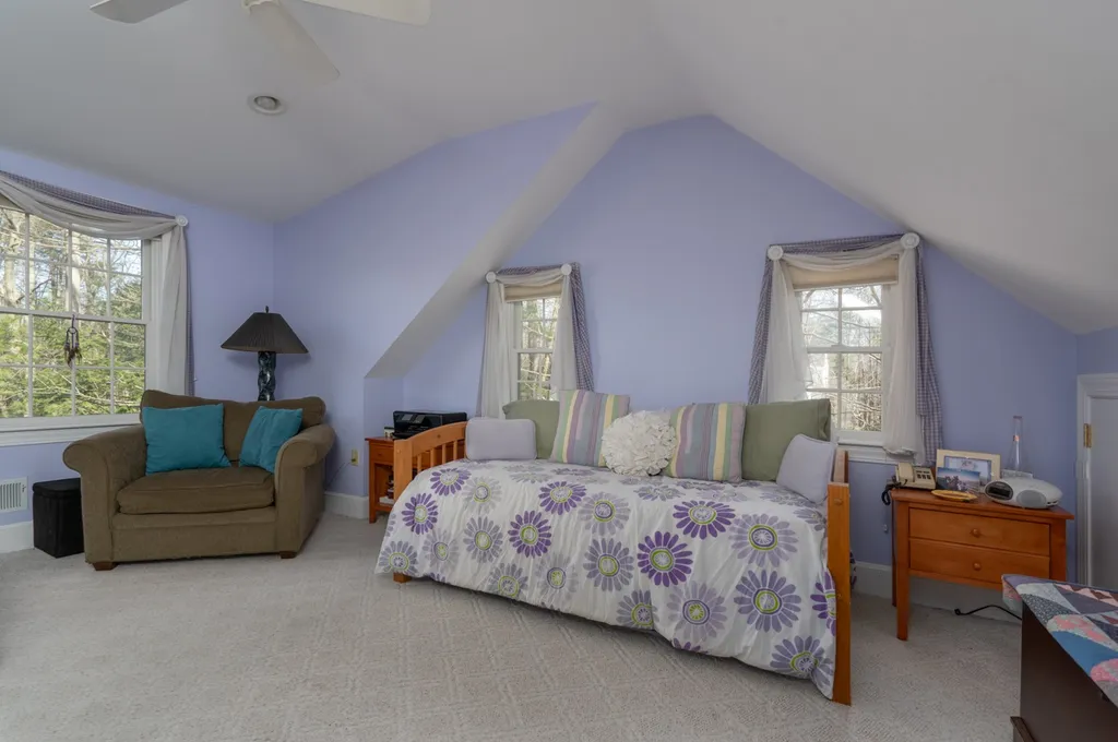 25 Nantucket Place Greenland NH 03840