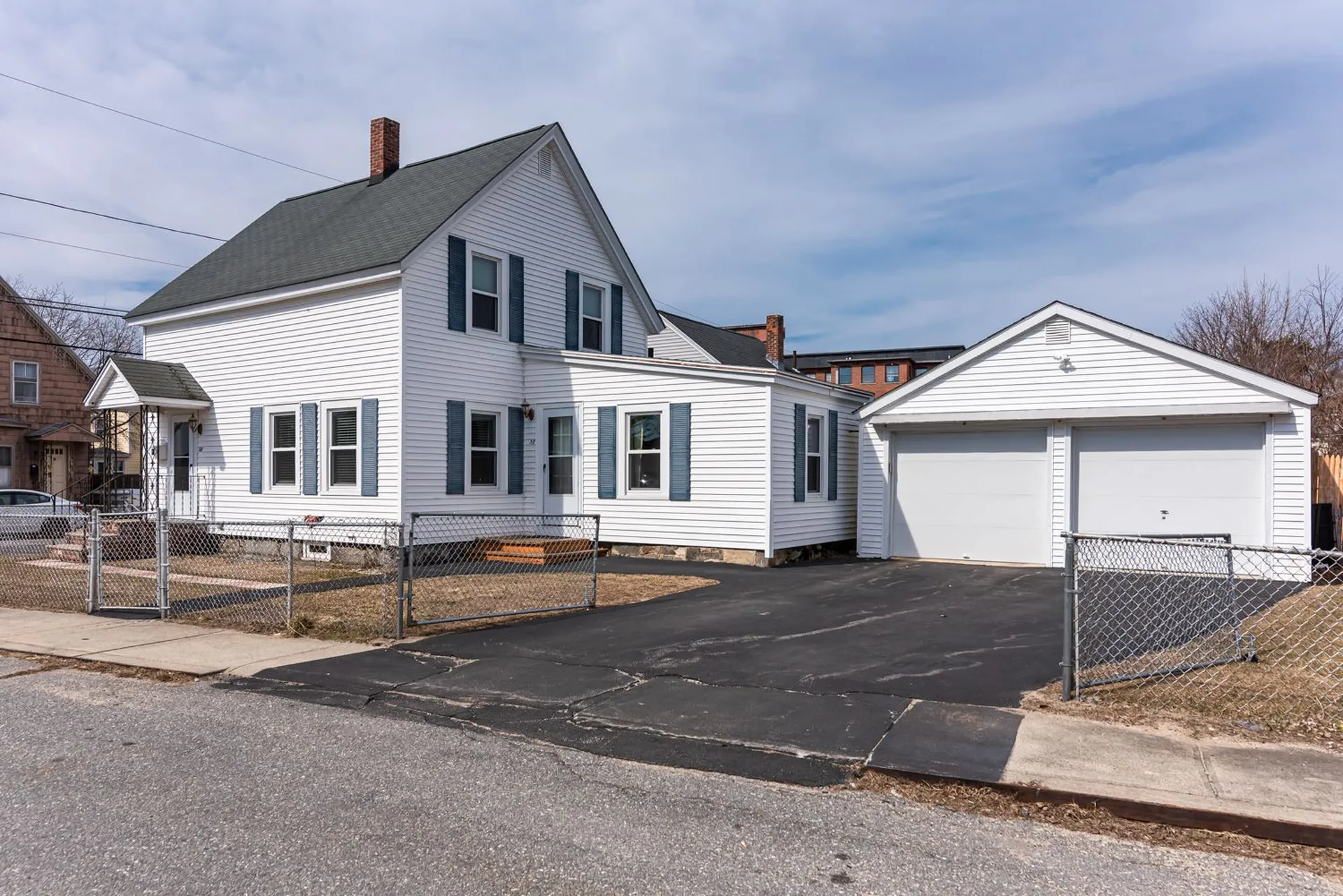 38 Brook Street Nashua NH 03060