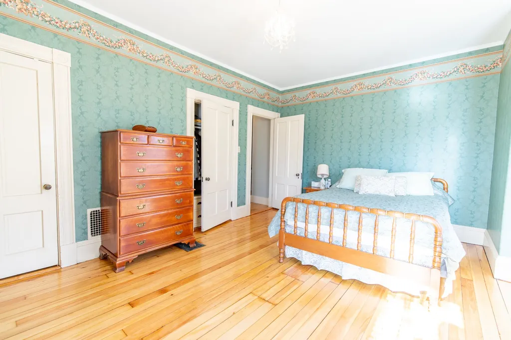 39 Auburn Street Concord NH 03301