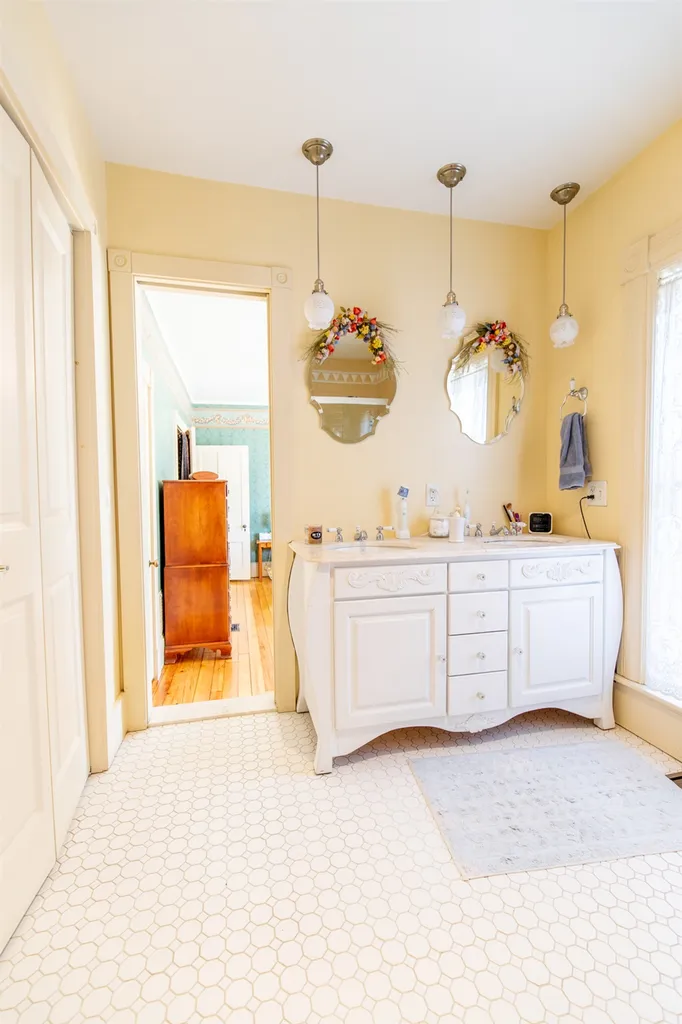 39 Auburn Street Concord NH 03301