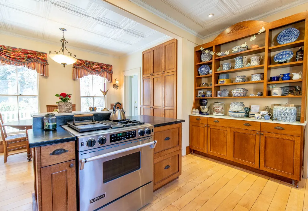 39 Auburn Street Concord NH 03301