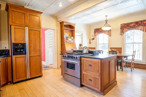 39 Auburn Street Concord NH 03301
