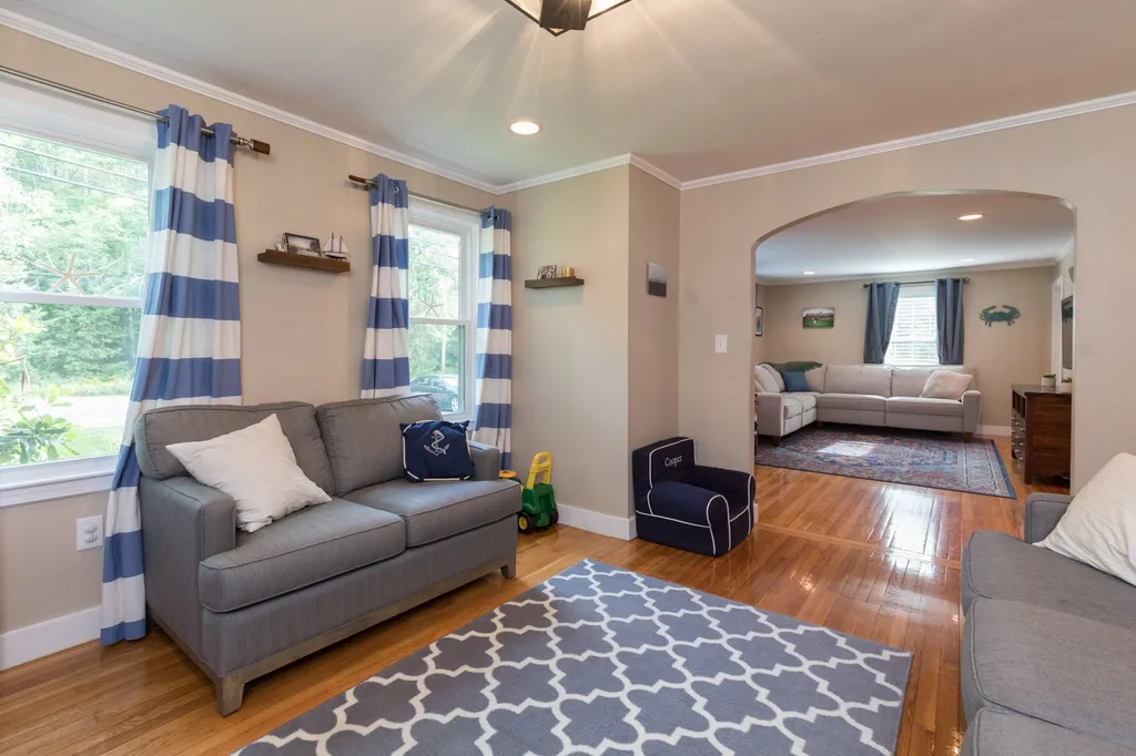 560 Exeter Road Hampton NH 03842