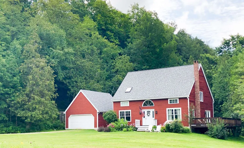 36 Birdie Drive Hinesburg VT 05461
