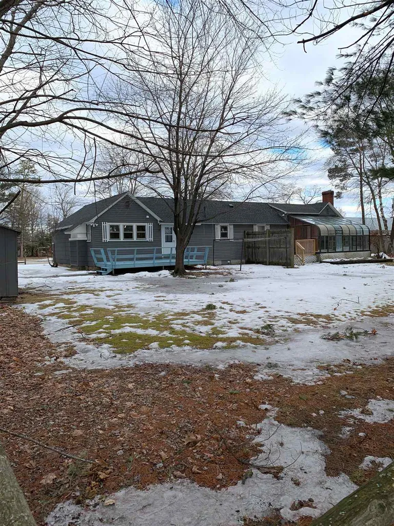 9 Thomas Street Concord NH 03301