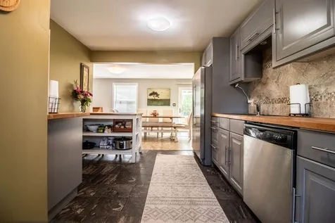 35 Collins Circle Rochester NH 03867