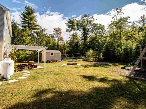 35 Collins Circle Rochester NH 03867