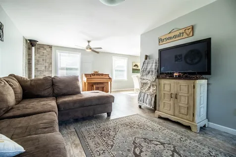 35 Collins Circle Rochester NH 03867