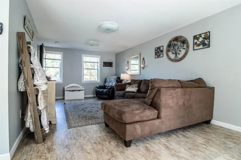 35 Collins Circle Rochester NH 03867