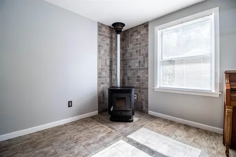 35 Collins Circle Rochester NH 03867