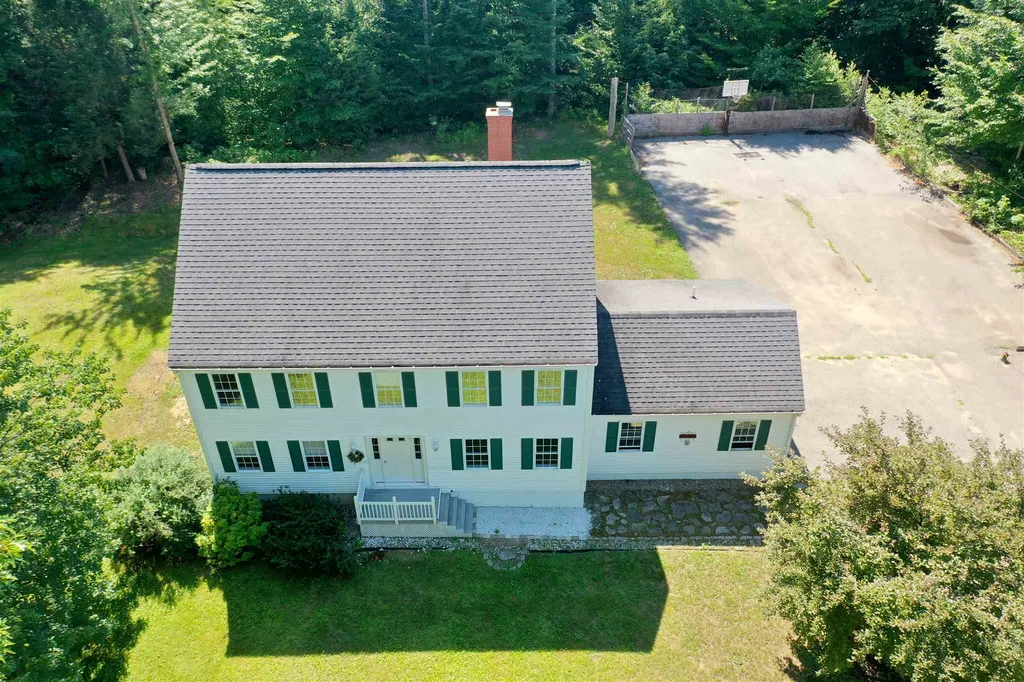 58 Prescott Road Brentwood NH 03833